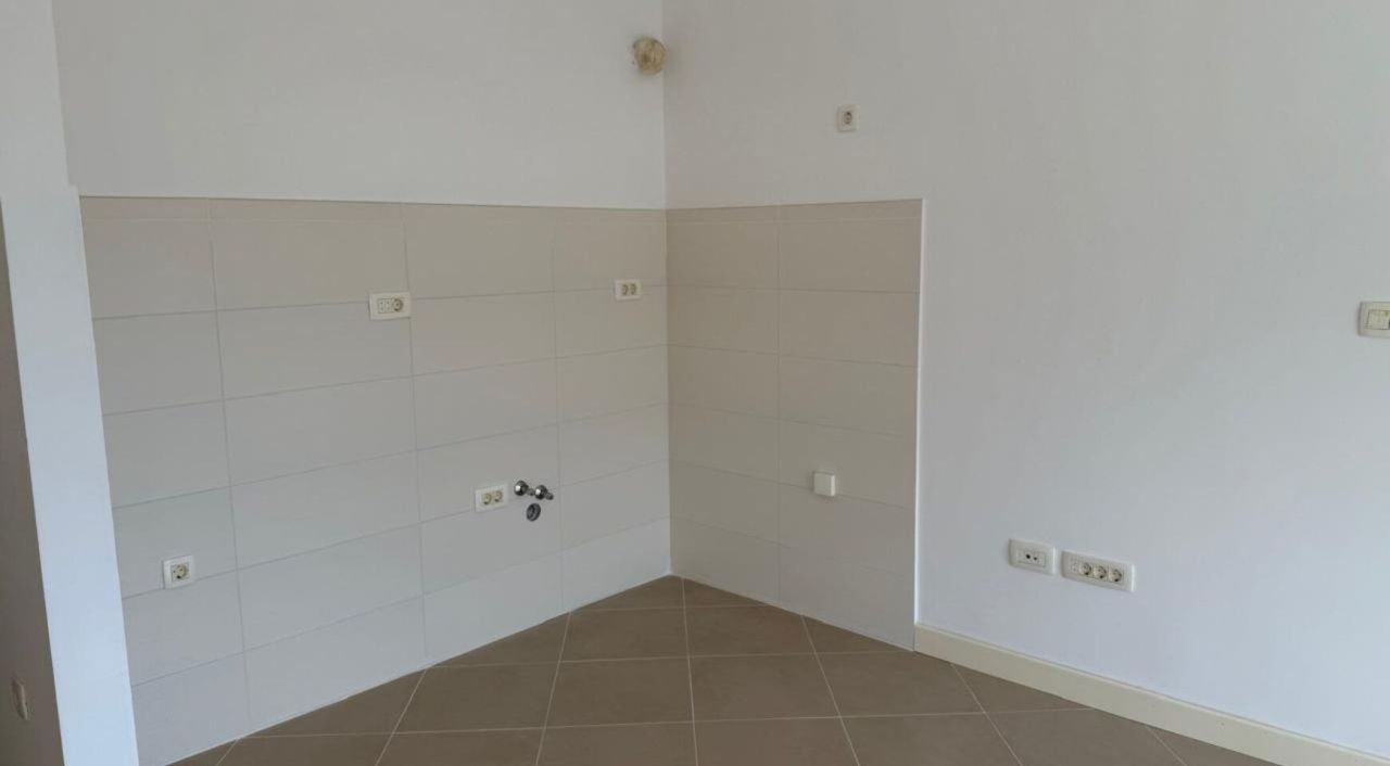 Квартира в Доброте, Черногория, 32 м² - фото 5