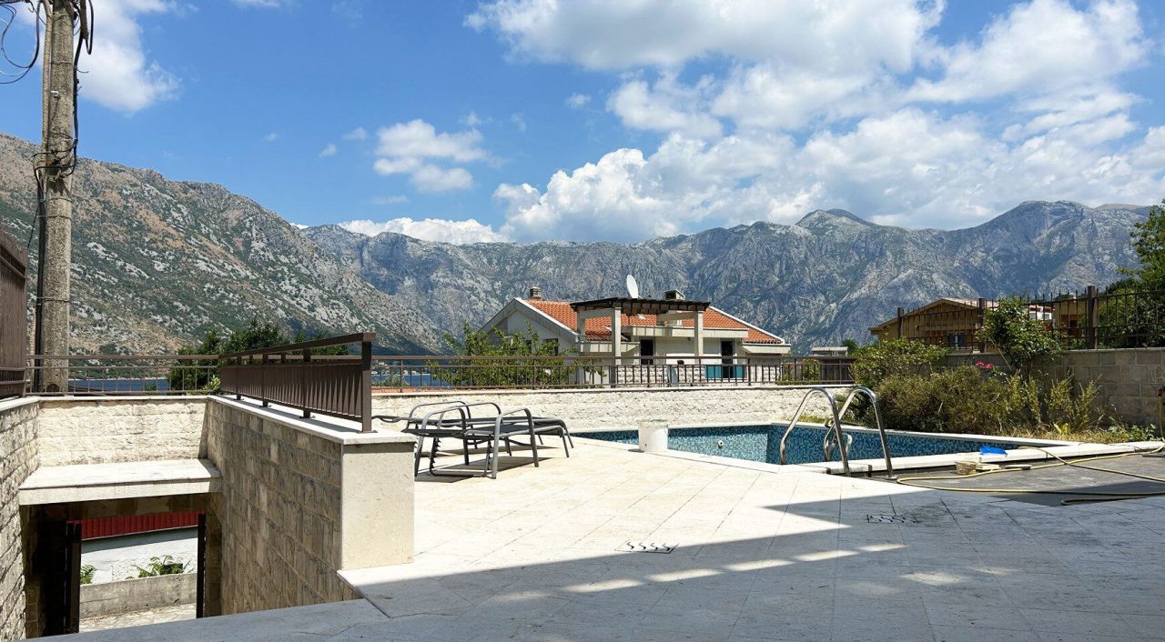 Вилла в Столиве, Черногория, 250 м² - фото 17