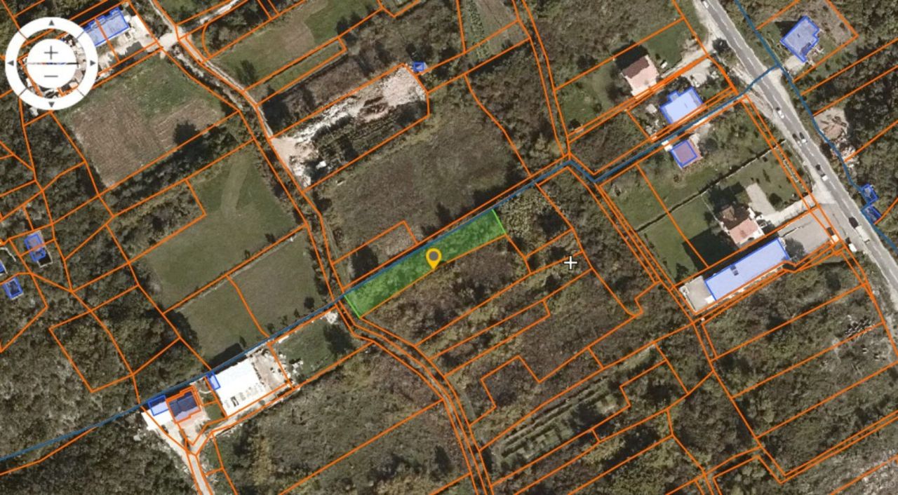 Земля в Ластве, Черногория, 1 040 м² - фото 1