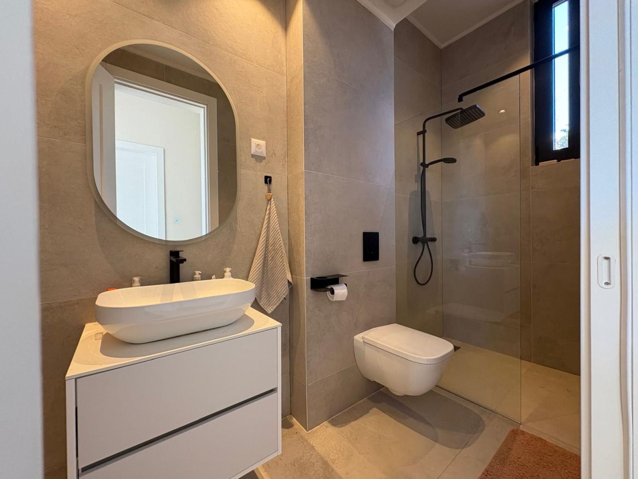 Вилла в Херцег-Нови, Черногория, 179 м² - фото 9