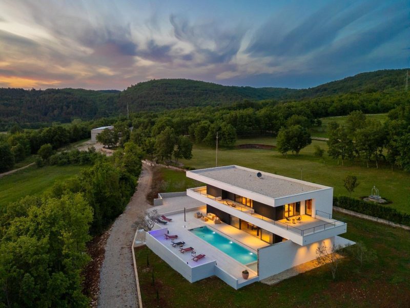 Вилла в Буйе, Хорватия, 682 м² - фото 1