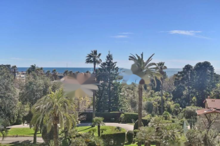 Квартира в Каннах, Франция, 130 м² - фото 1