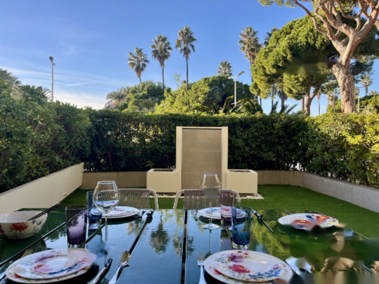 Квартира в Каннах, Франция, 135 м² - фото 1