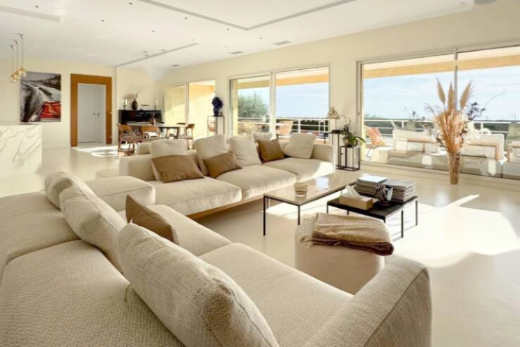 Квартира в Каннах, Франция, 233 м² - фото 1