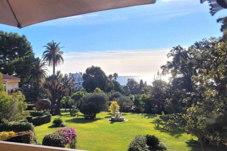 Квартира в Каннах, Франция, 29 м² - фото 1