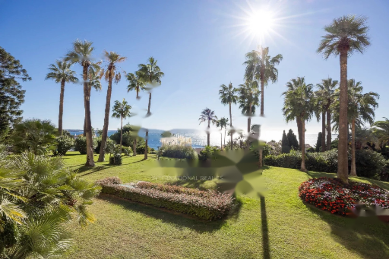 Квартира в Каннах, Франция, 115 м² - фото 1