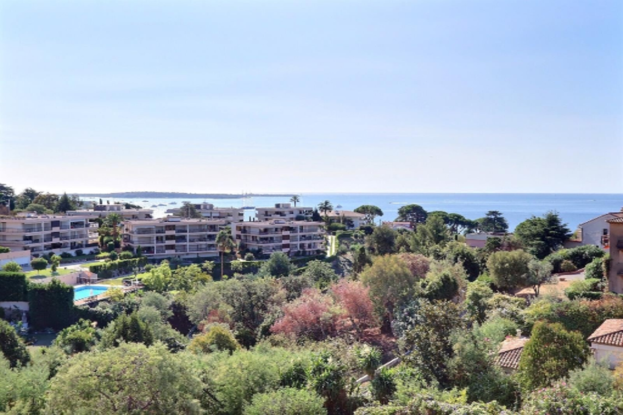 Квартира в Каннах, Франция, 117 м² - фото 1