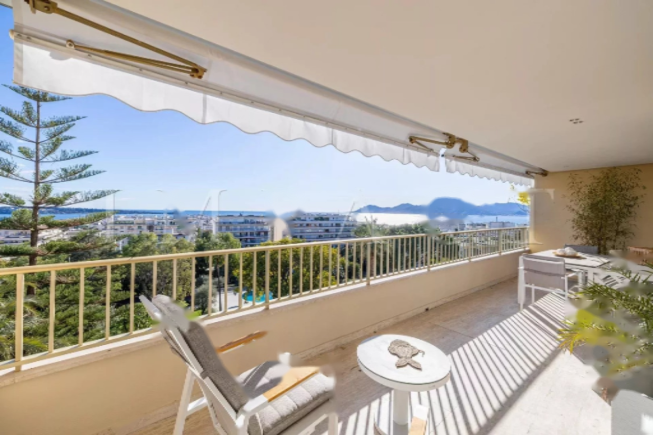 Квартира в Каннах, Франция, 104 м² - фото 1