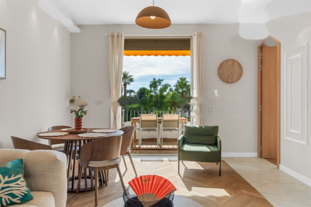 Квартира в Каннах, Франция, 75 м² - фото 1