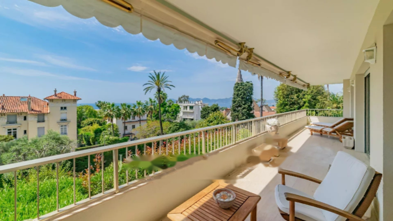 Квартира в Каннах, Франция, 120 м² - фото 1