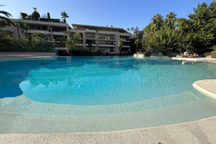 Квартира в Каннах, Франция, 105 м² - фото 1