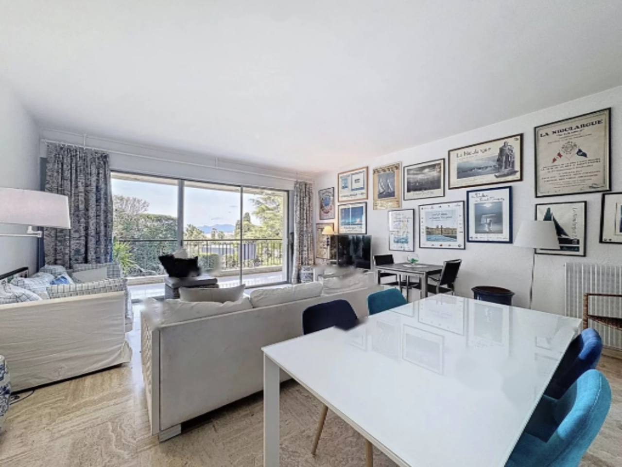 Квартира в Каннах, Франция, 85 м² - фото 1