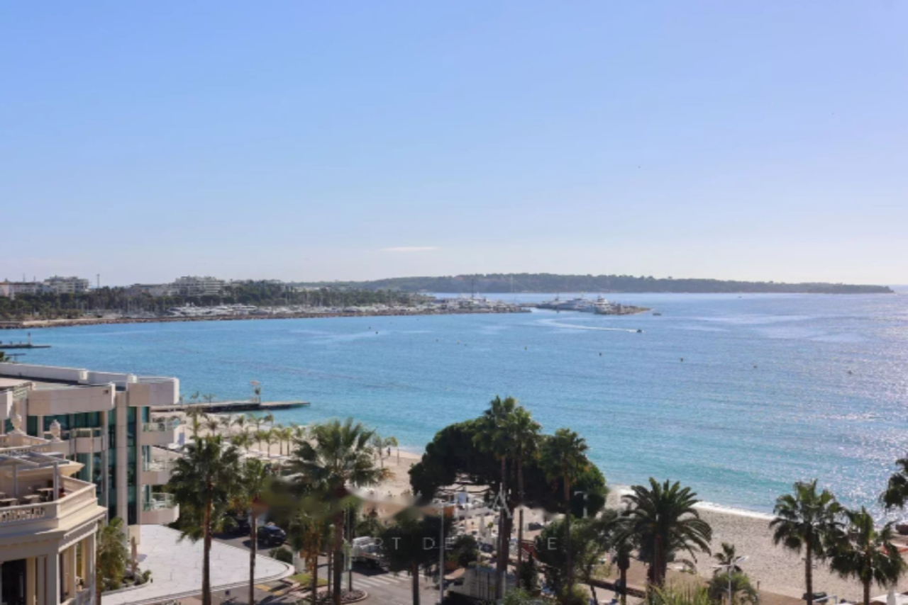 Квартира в Каннах, Франция, 94 м² - фото 1