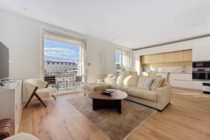 Квартира в Каннах, Франция, 70 м² - фото 1