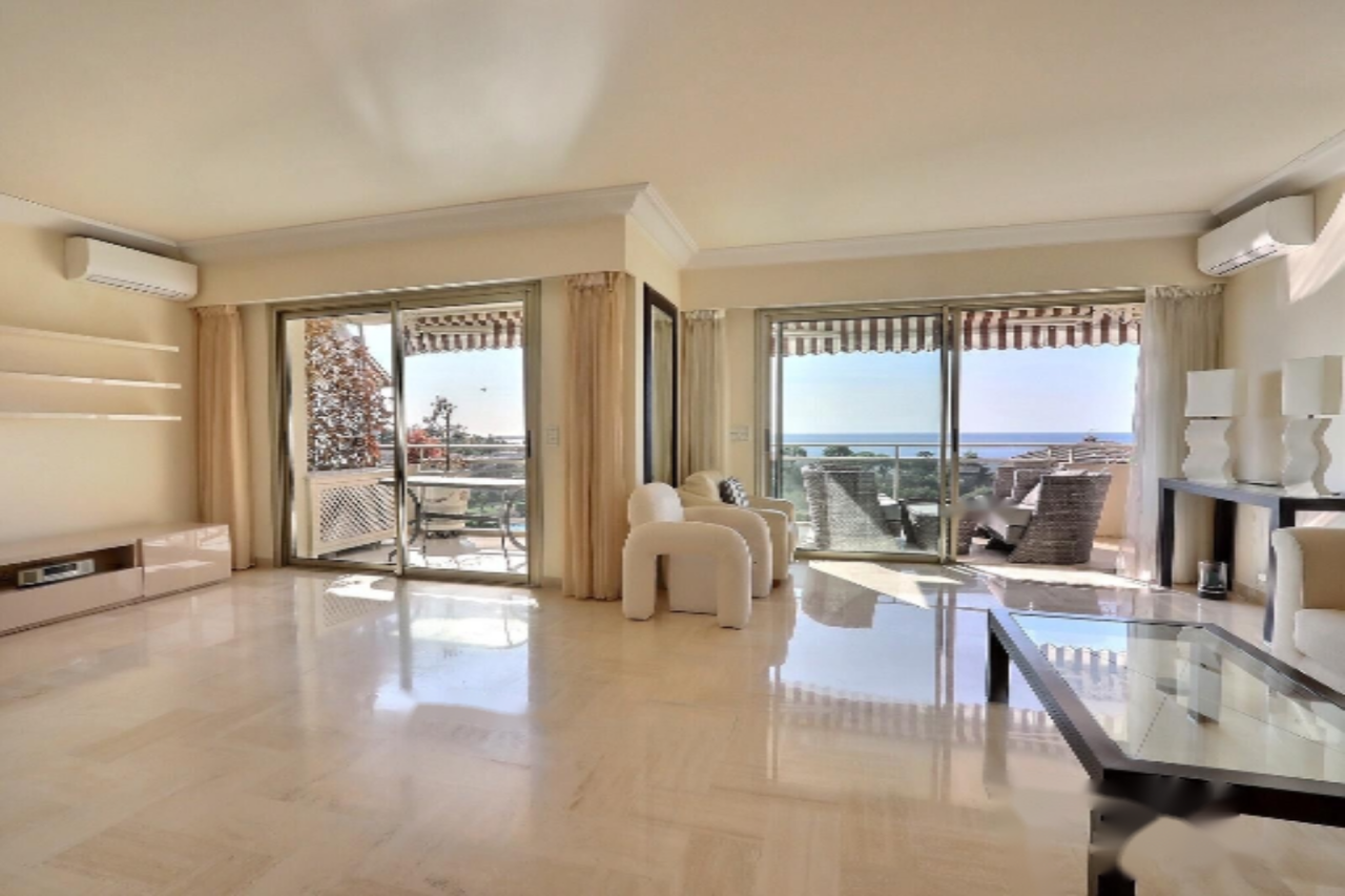 Квартира в Каннах, Франция, 117 м² - фото 2