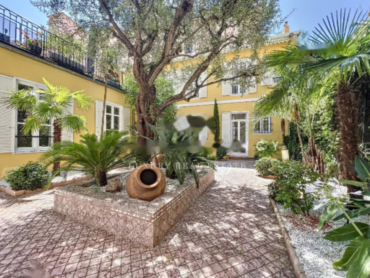 Квартира в Каннах, Франция, 131 м² - фото 2