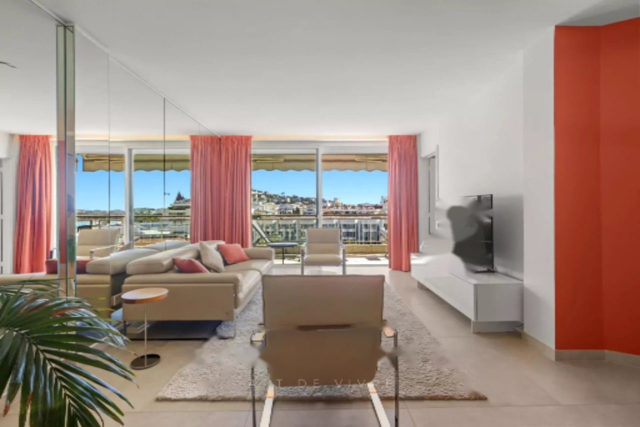 Квартира в Каннах, Франция, 94 м² - фото 2