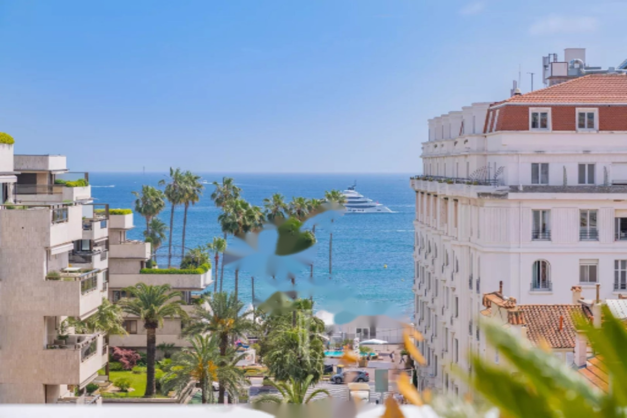 Квартира в Каннах, Франция, 132 м² - фото 2