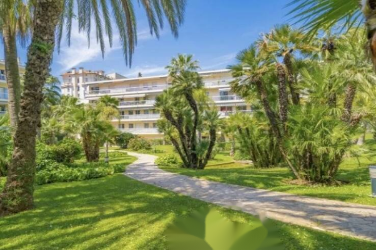 Квартира в Каннах, Франция, 74 м² - фото 2