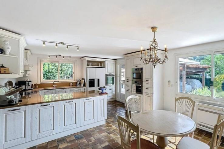 Квартира в Каннах, Франция, 229 м² - фото 2