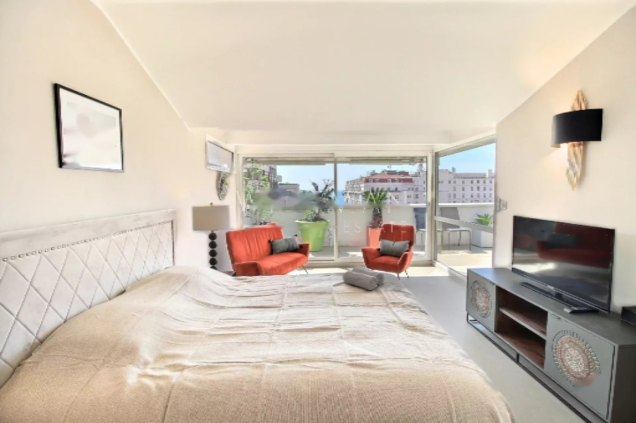 Квартира в Каннах, Франция, 132 м² - фото 11