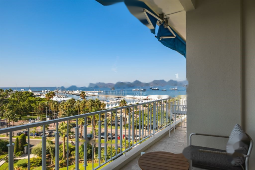 Квартира в Каннах, Франция, 100 м² - фото 11