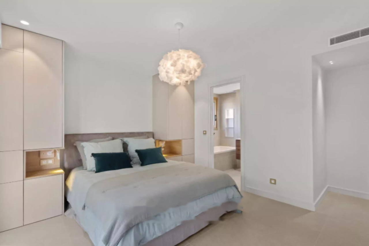 Квартира в Каннах, Франция, 111 м² - фото 12