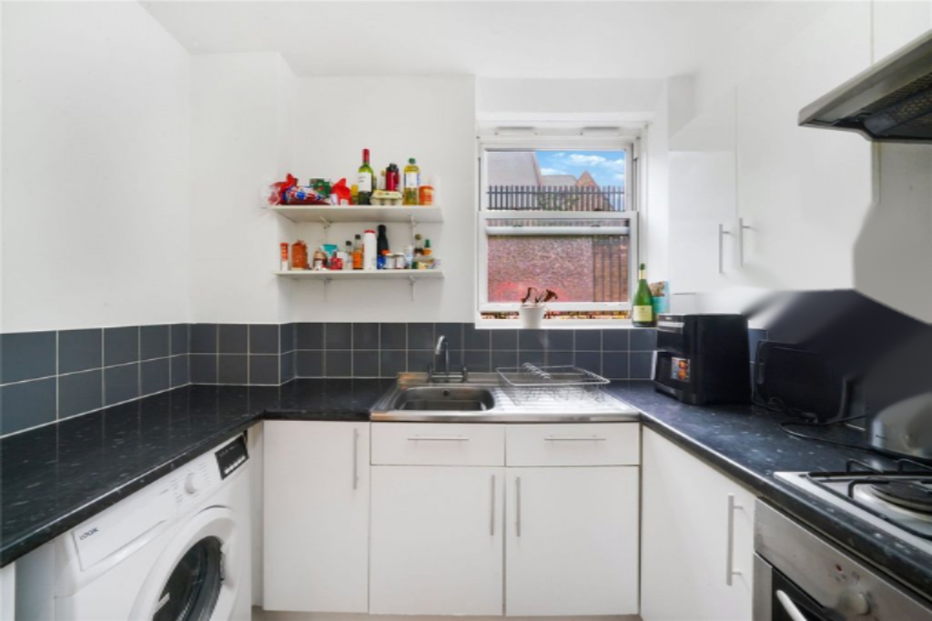 Квартира в Лондоне, Великобритания, 32 м² - фото 13