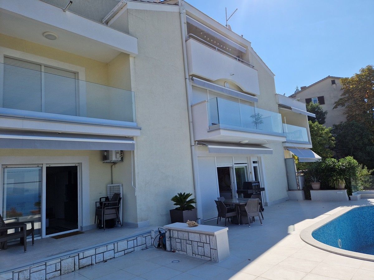 Вилла в Риеке, Хорватия, 750 м² - фото 2