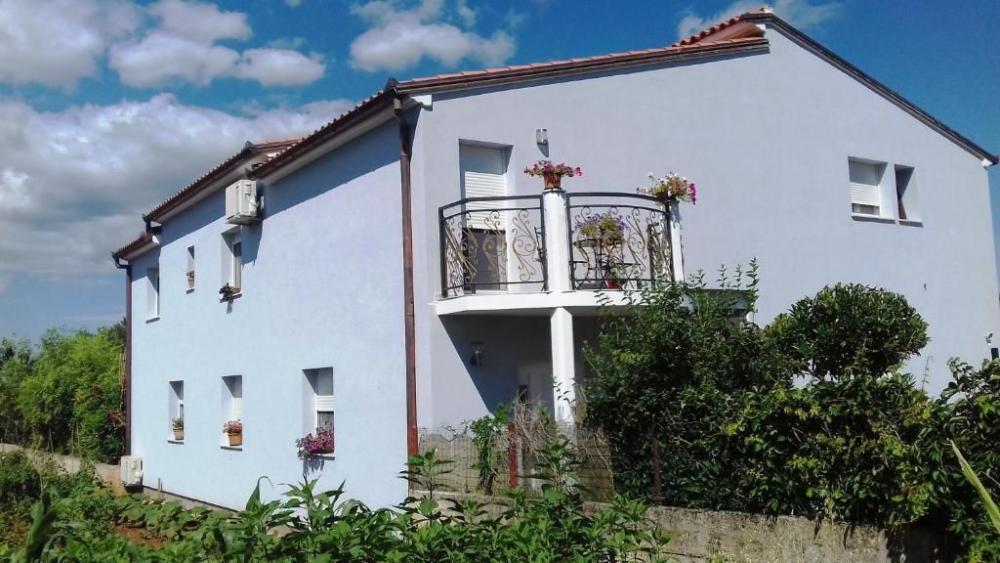 Отель, гостиница в Пуле, Хорватия, 360 м² - фото 2