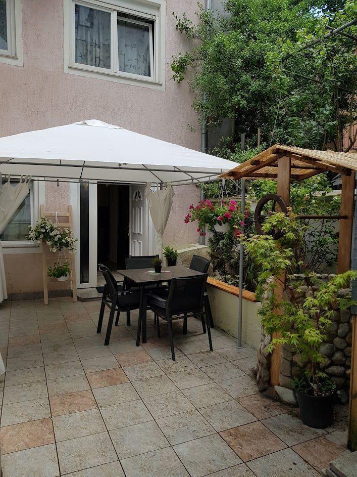 Отель, гостиница Knežija, Trešnjevka - Jug, Хорватия, 400 м² - фото 3