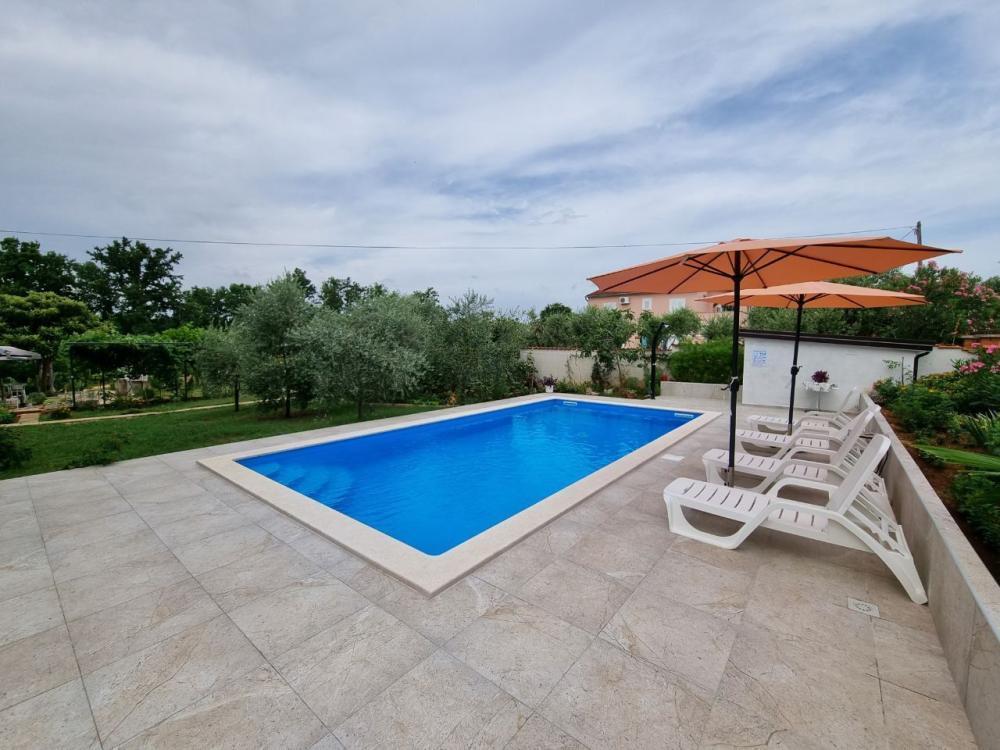 Отель, гостиница в Порече, Хорватия, 365 м² - фото 3