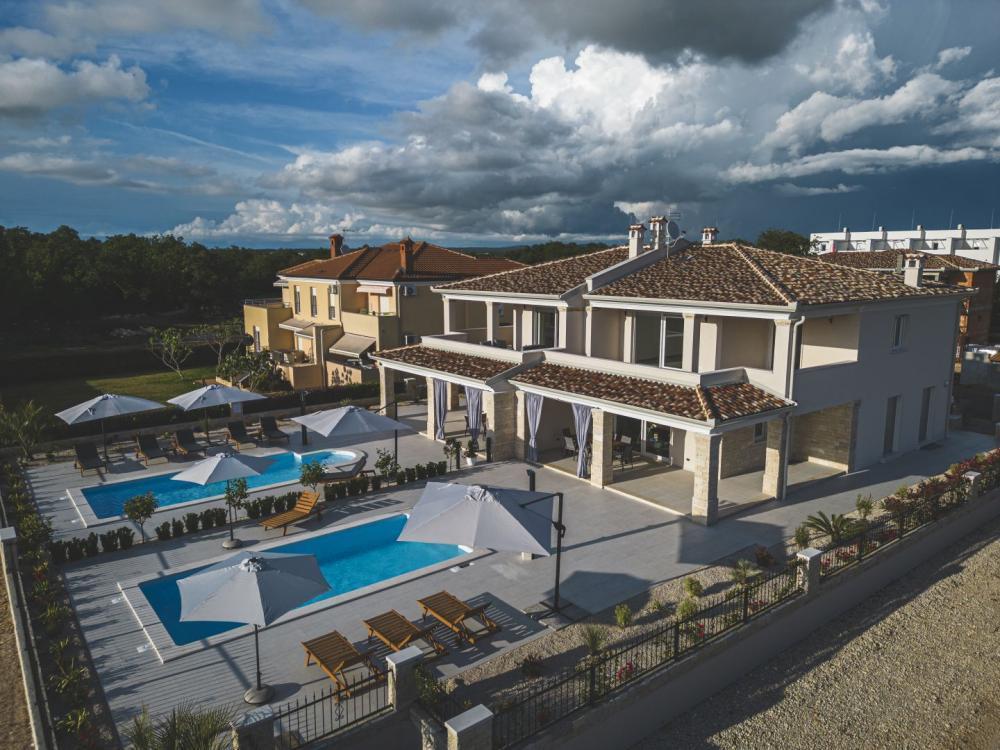 Вилла в Умаге, Хорватия, 210 м² - фото 3