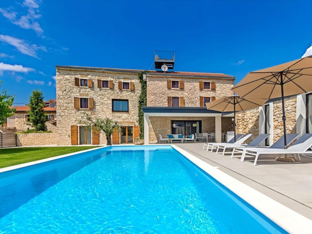 Вилла в Бртонигле, Хорватия, 350 м² - фото 3