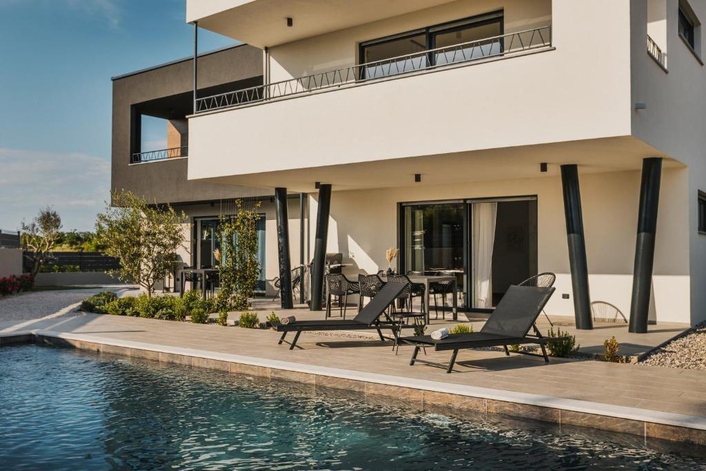 Вилла в Умаге, Хорватия, 303 м² - фото 3