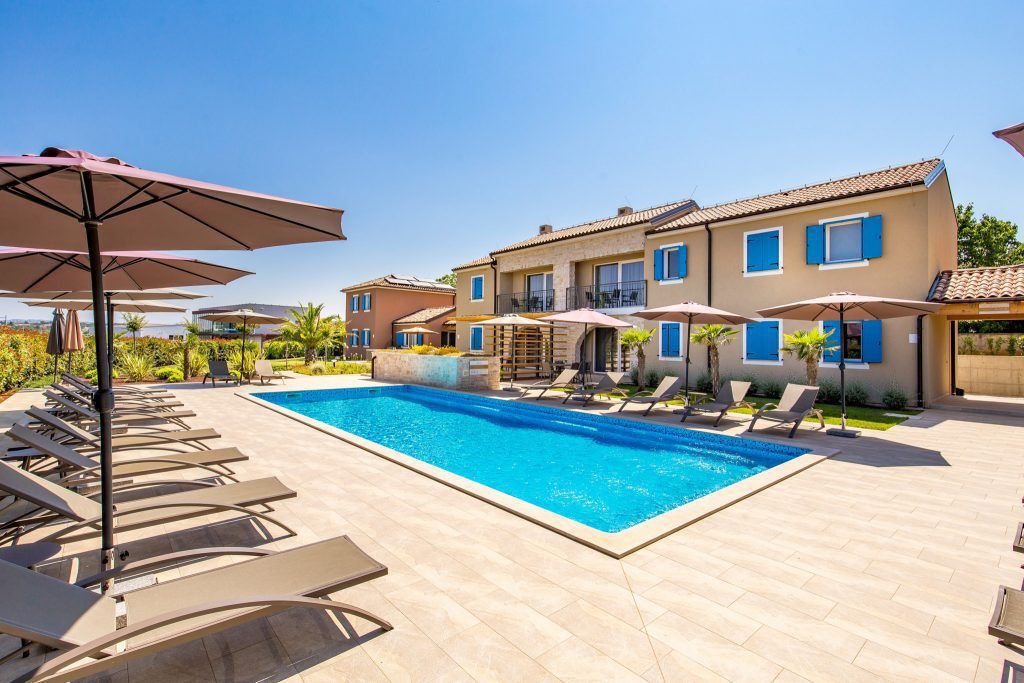 Отель, гостиница в Порече, Хорватия, 800 м² - фото 4