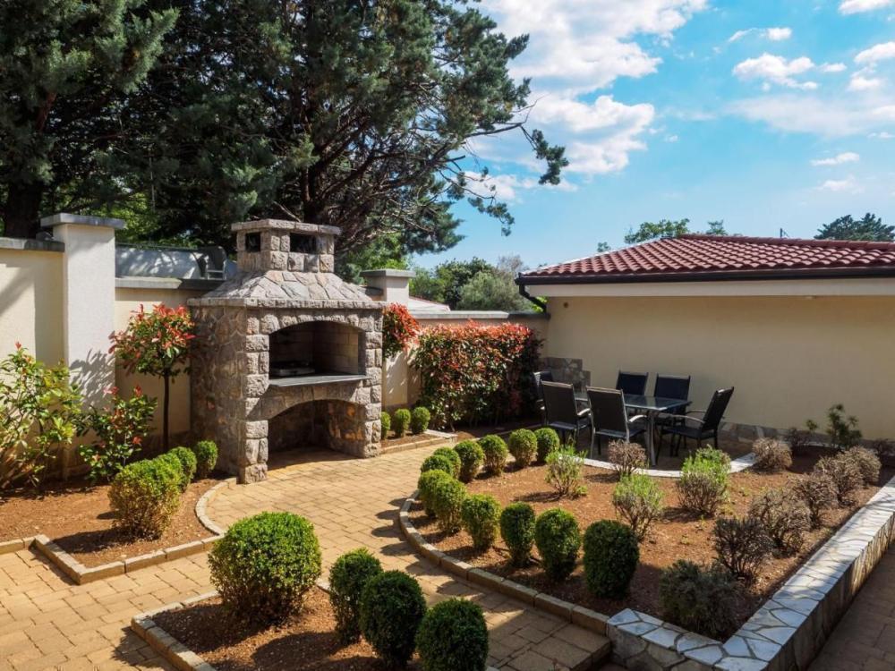 Отель, гостиница Selce, Crikvenica, Хорватия, 940 м² - фото 4