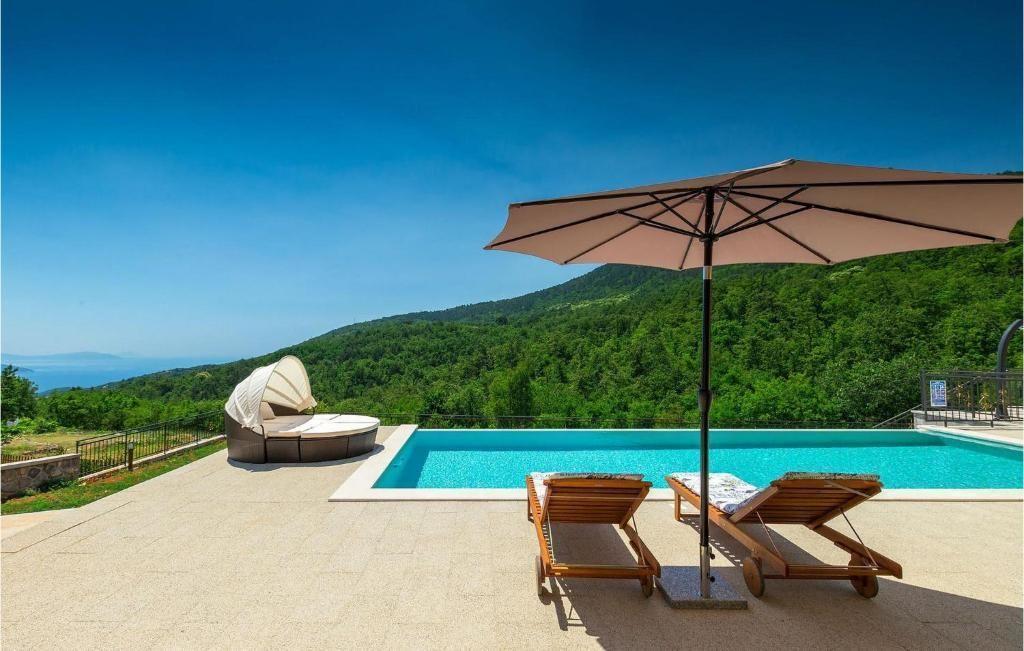 Вилла Mošćenička Draga, Хорватия, 240 м² - фото 4