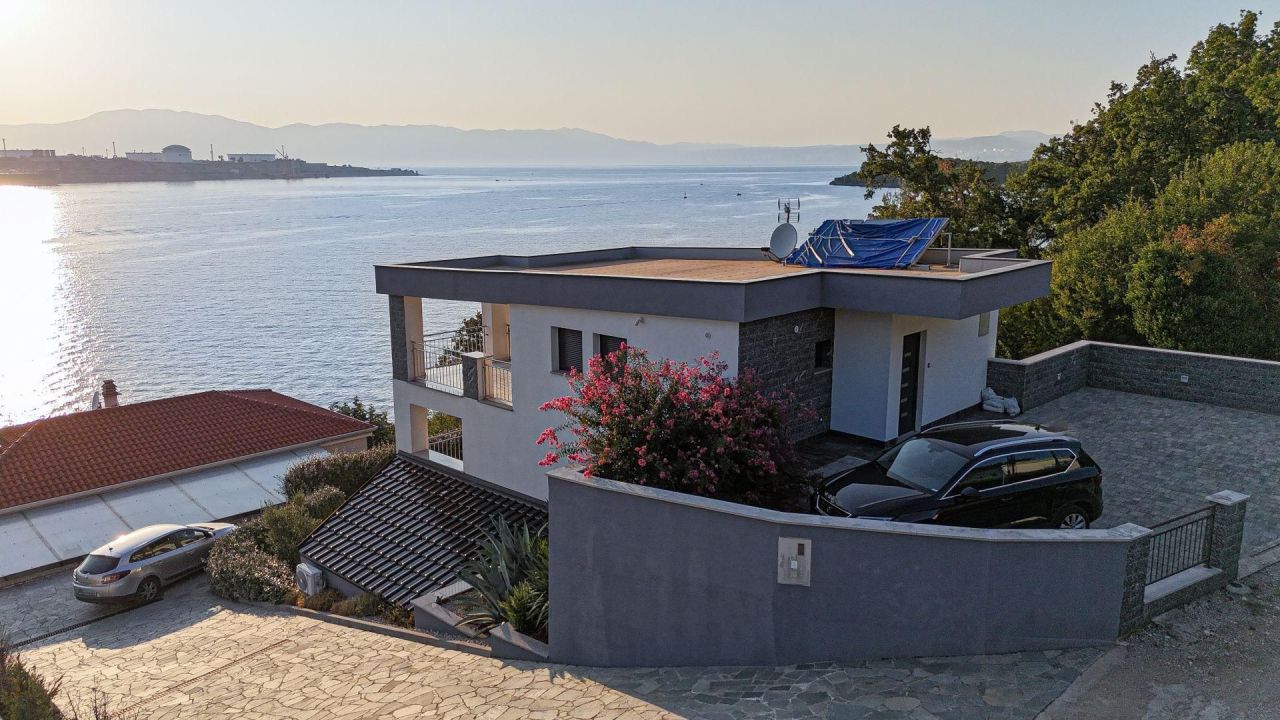 Вилла Omišalj, Хорватия, 240 м² - фото 5