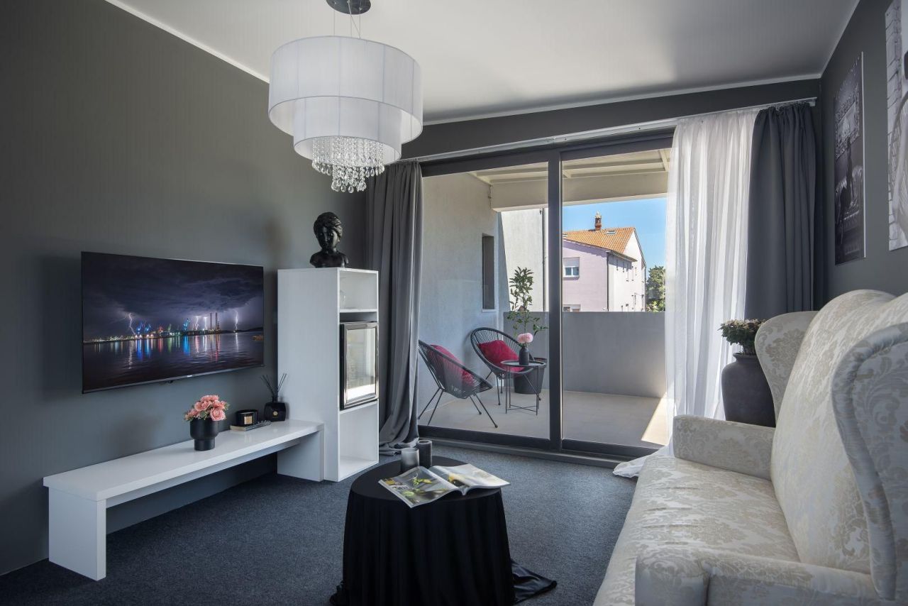 Отель, гостиница в Медулине, Хорватия, 1 000 м² - фото 5