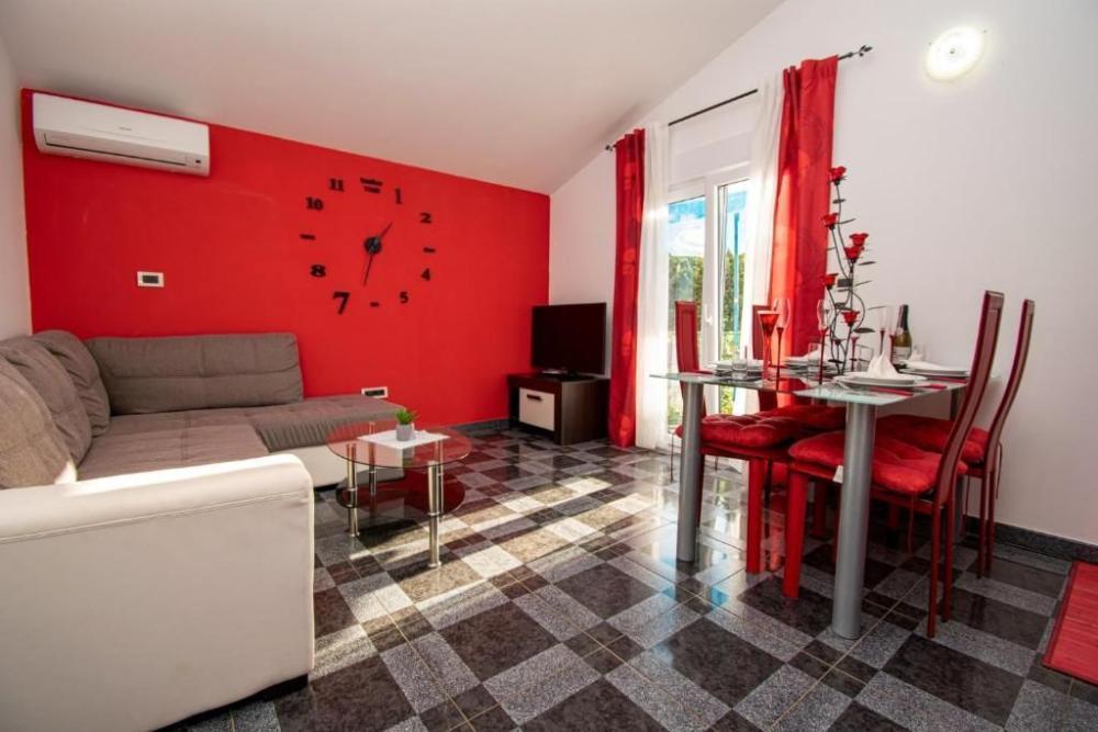 Отель, гостиница в Пуле, Хорватия, 260 м² - фото 5