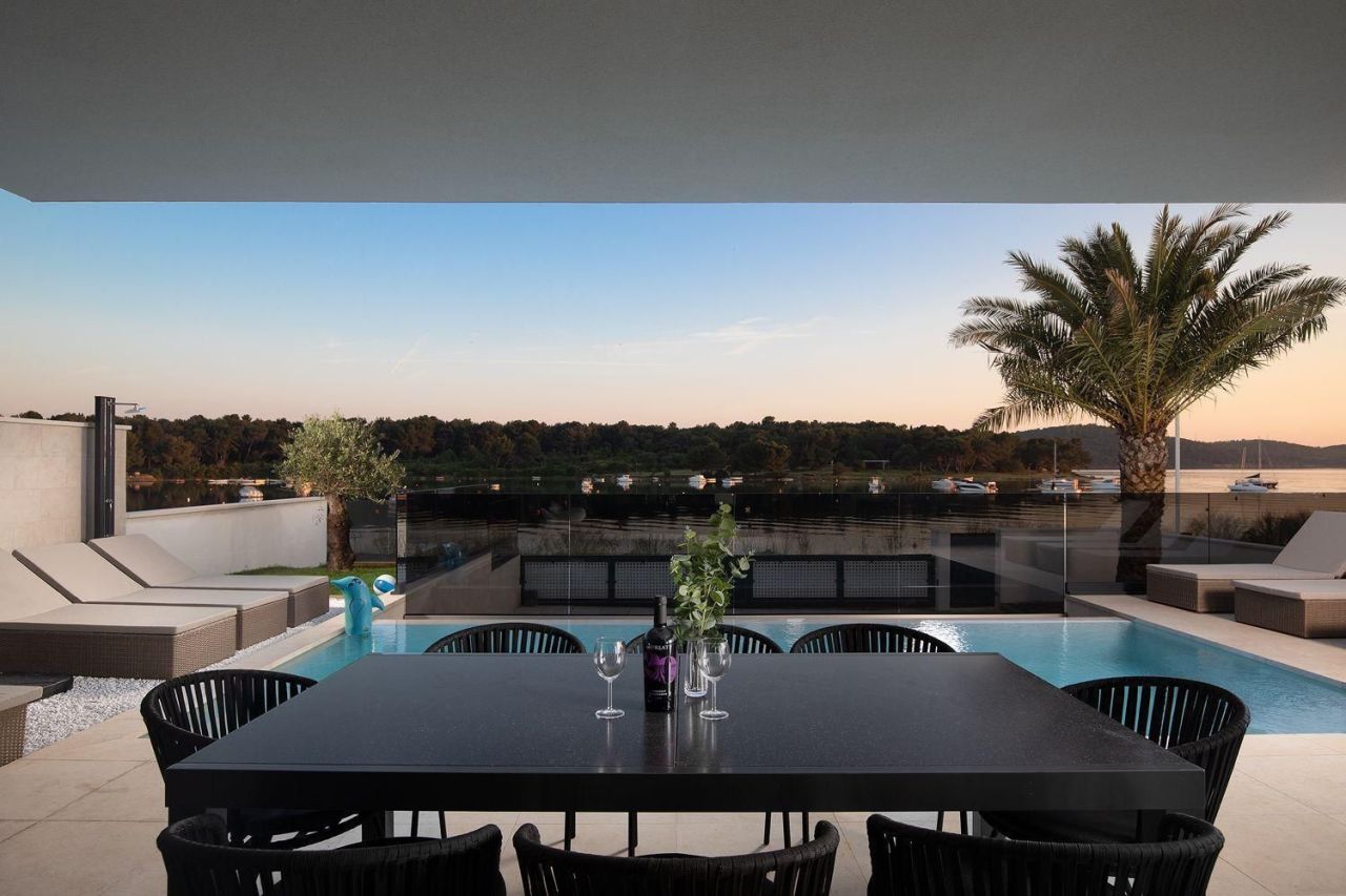 Вилла в Медулине, Хорватия, 340 м² - фото 5