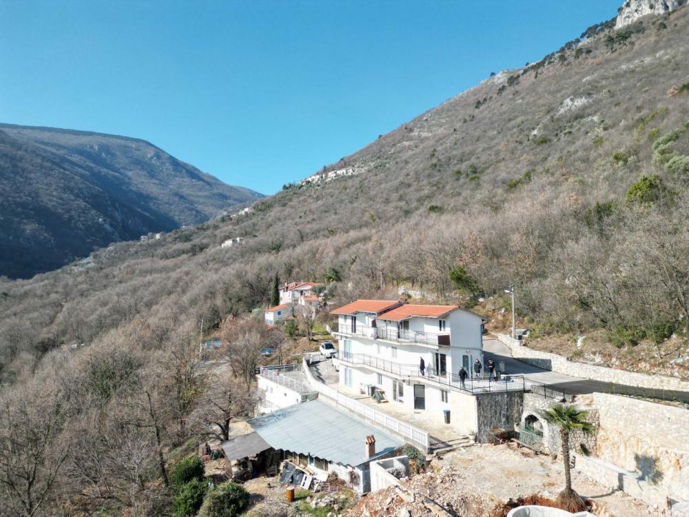 Отель, гостиница Mošćenička Draga, Хорватия, 190 м² - фото 5