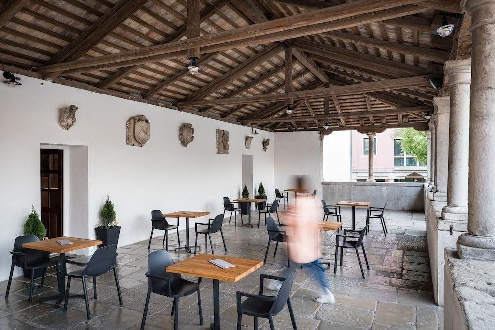 Отель, гостиница в Лабине, Хорватия, 600 м² - фото 6