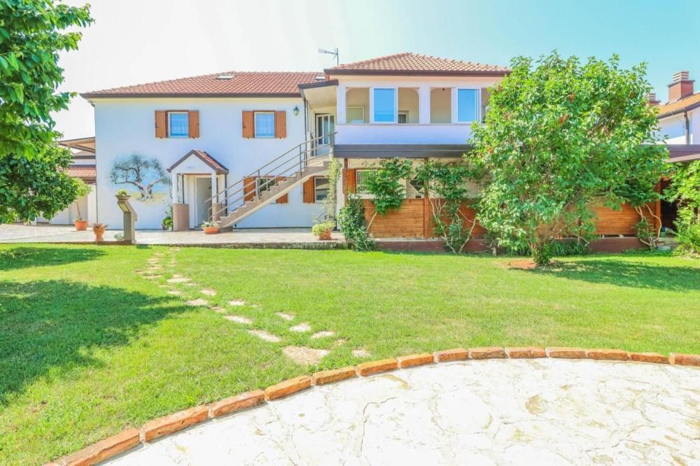 Отель, гостиница в Умаге, Хорватия, 468 м² - фото 6