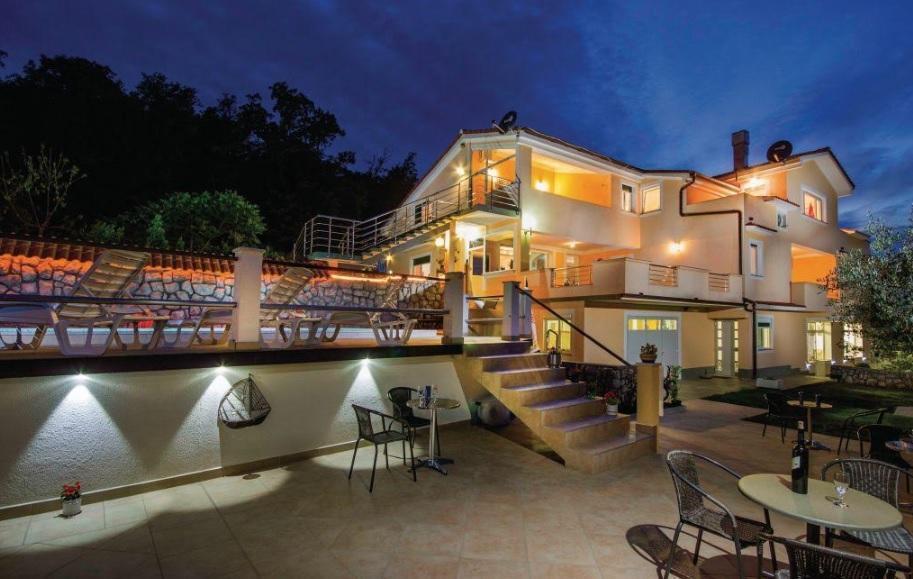 Отель, гостиница Veprinac, Хорватия, 1 000 м² - фото 7