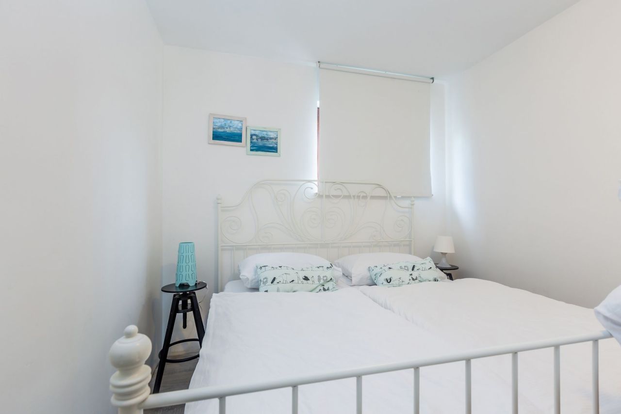 Отель, гостиница Malinska, Хорватия, 400 м² - фото 7