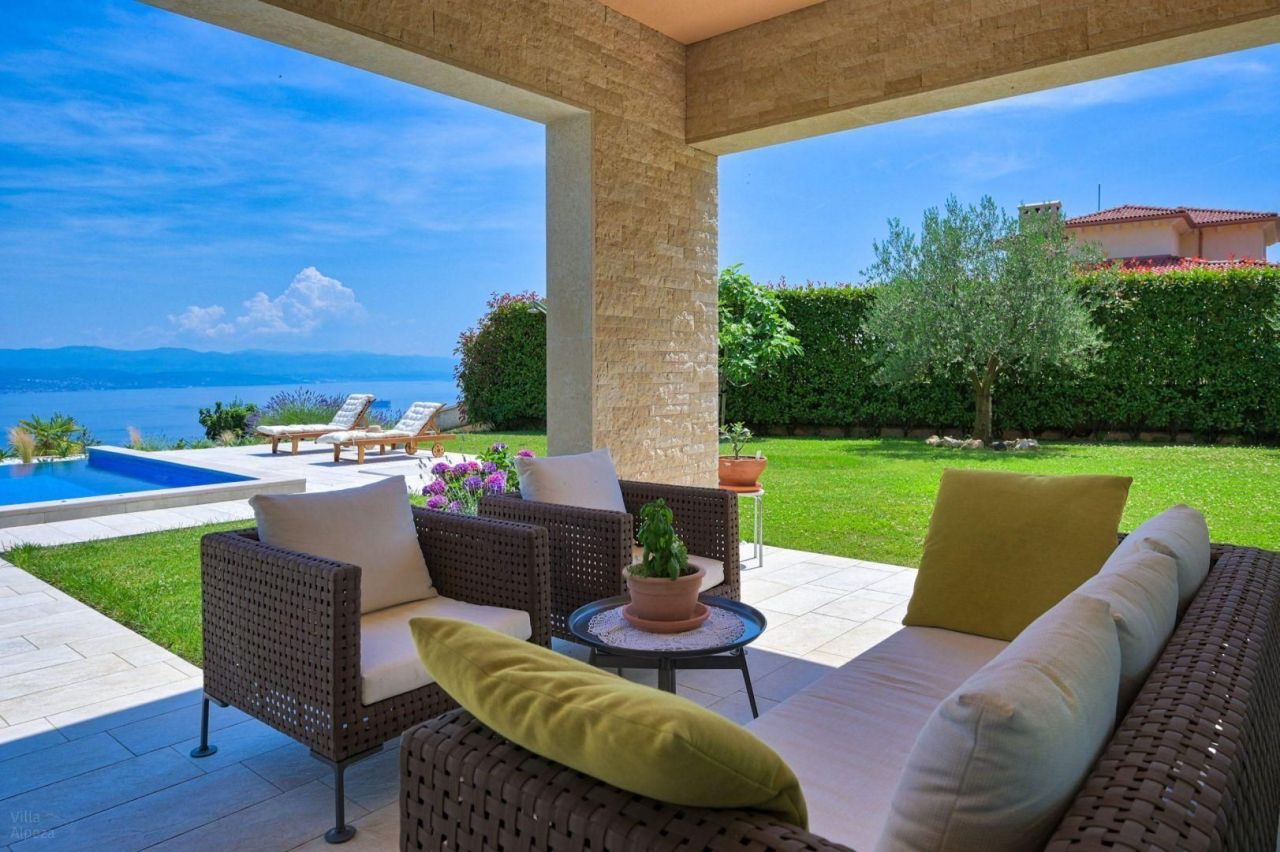 Вилла в Ловране, Хорватия, 344 м² - фото 7