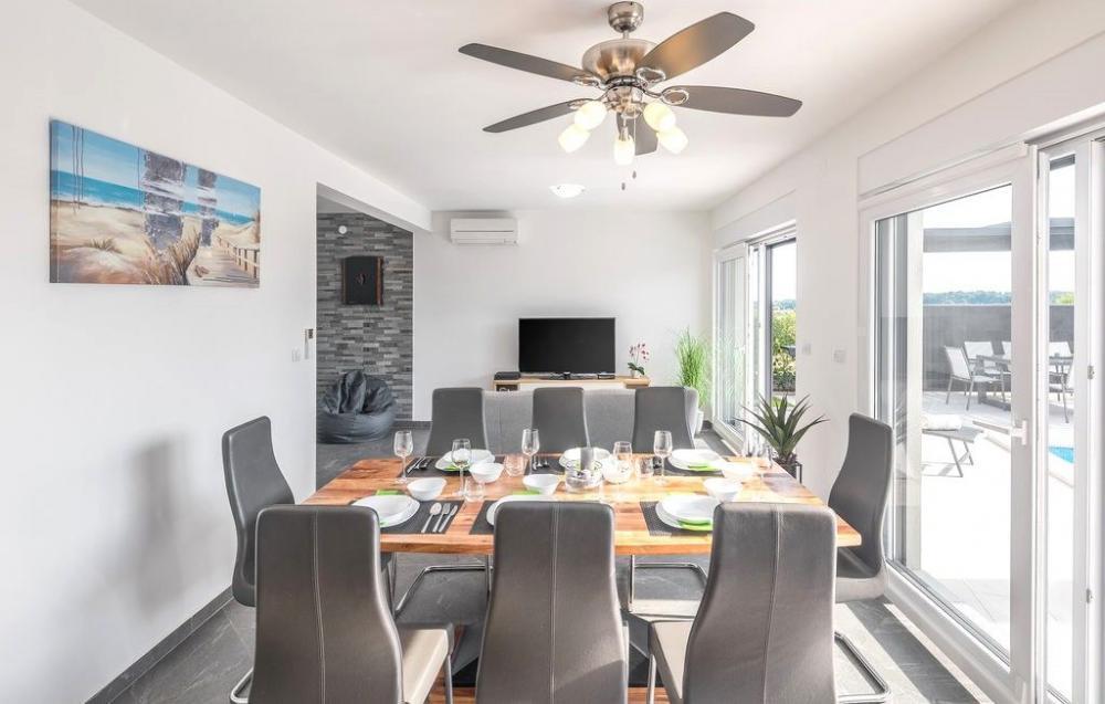 Вилла в Медулине, Хорватия, 260 м² - фото 8