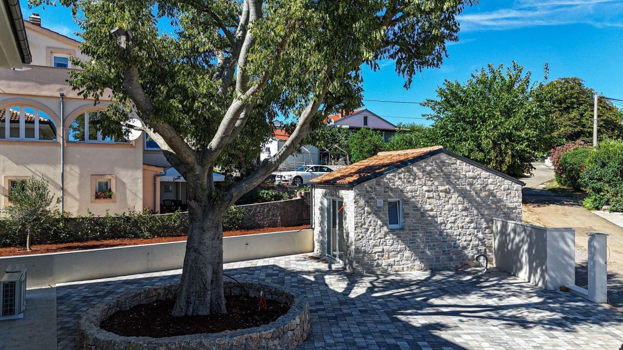 Вилла в Врбнике, Хорватия, 137 м² - фото 8